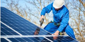 Installation Maintenance Panneaux Solaires Photovoltaïques à Singleyrac